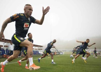 Substituto de Jesus, Cebolinha diz que seleção dedicará final ao companheiro