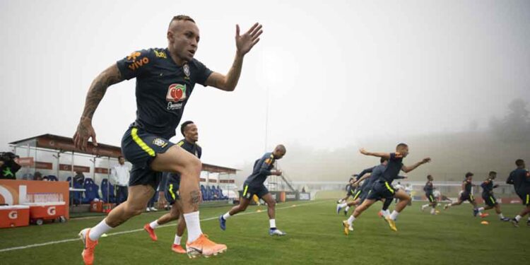 Substituto de Jesus, Cebolinha diz que seleção dedicará final ao companheiro