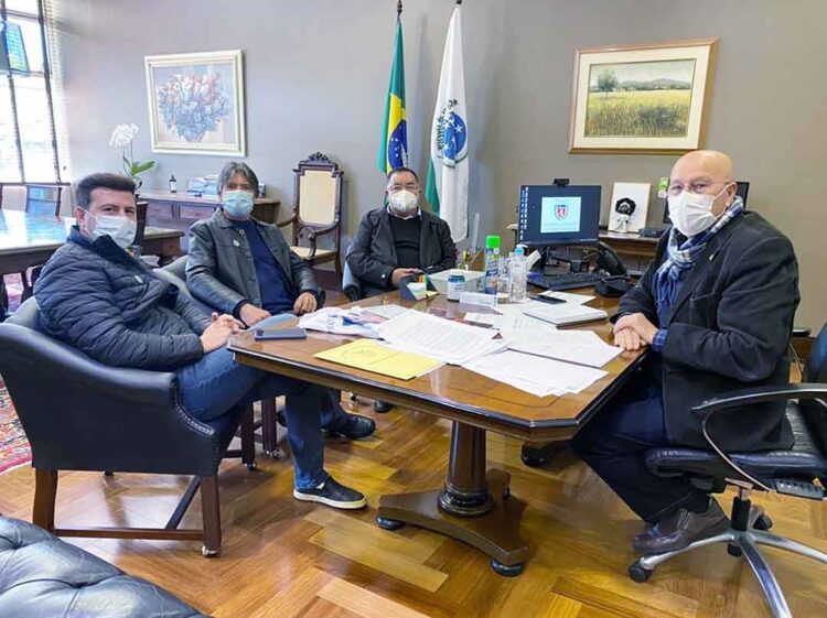 Lideranças debatem a regionalização do Sistema de Saúde