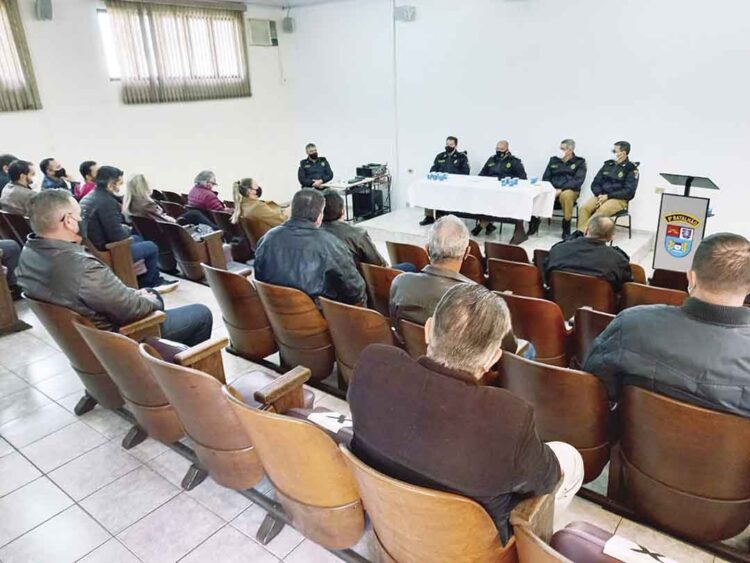 Comandante-geral da PMPR visita Paranavaí para  conhecer as demanda dos municípios do Noroeste