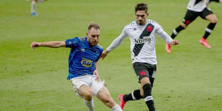 Time mineiro tenta evitar marca de 50 rodadas longe do G-4 da Série B