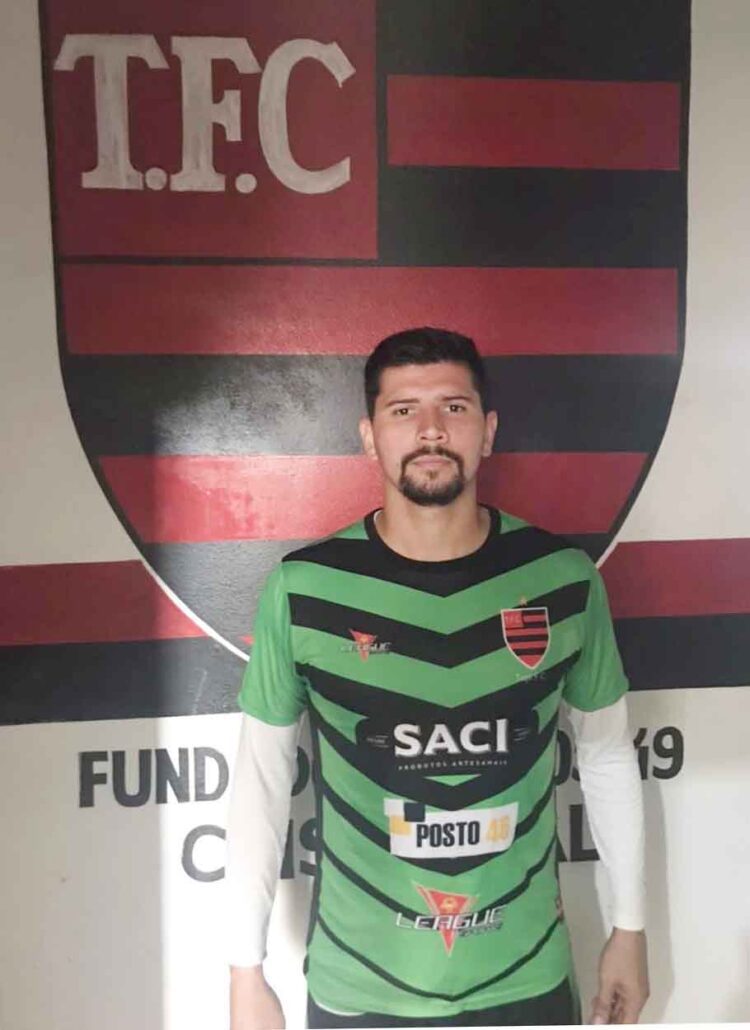 Zagueiro paranavaiense jogará a Série A2 do Campeonato Gaúcho