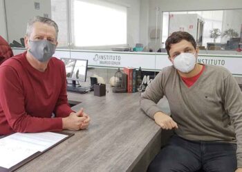 “Cuidar de idosos é uma missão de vida para mim”, diz médico