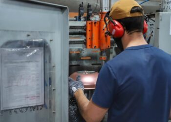 Paraná abriu 118.316 postos de trabalho no primeiro semestre, melhor resultado desde 2011