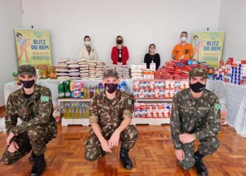 Sesc e Tiro de Guerra de Paranavaí arrecadam mais de 1,5 tonelada de alimentos em ação beneficente