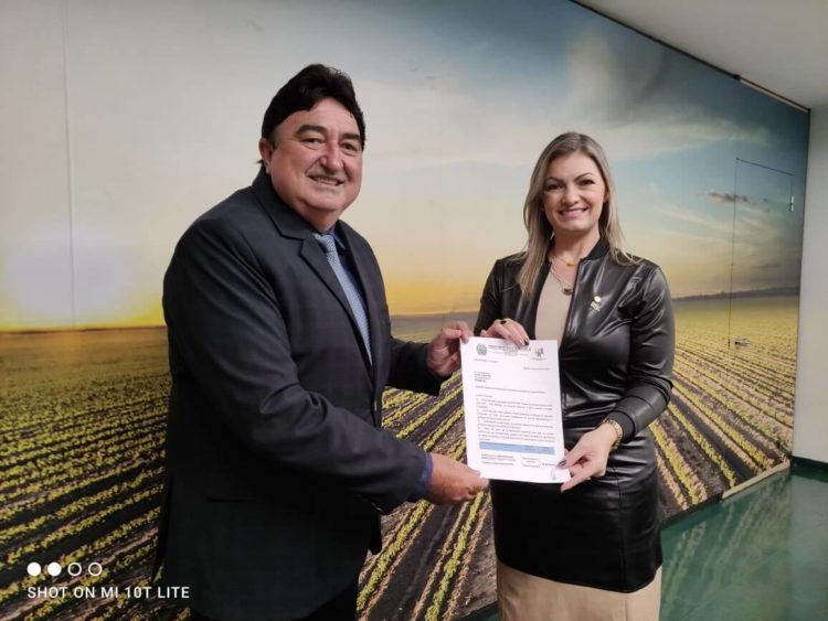 Deputada federal Aline Sleutz destina R$ 400 mil para custeio da saúde do município