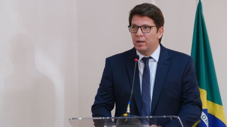 Comissão apresenta queixa-crime contra Mario Frias por incêndio na Cinemateca