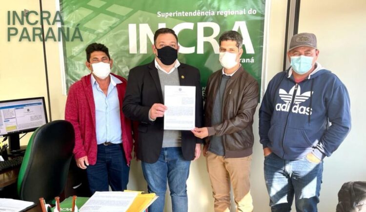 Prefeitura de Terra Rica e Incra firmam acordo para atender demandas de cadastro rural e assentamentos