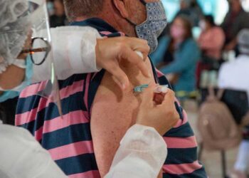 Ministério da Saúde encaminhará mais 415.790 vacinas contra a Covid-19 ao Paraná nesta sexta-feira