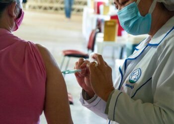 Paranavaí abre vacinação contra Covid-19 para pessoas com 27 anos nesta quinta-feira