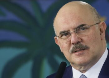 Universidade deveria ser para poucos,  diz ministro da Educação de Bolsonaro