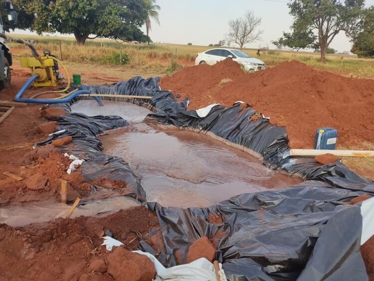 Vila Rural Nossa Senhora do Rocio recebe poço para abastecer os moradores do local