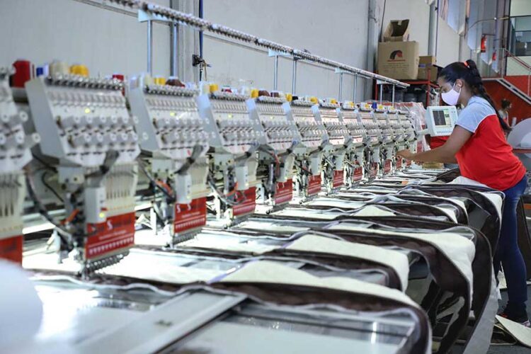 92% dos municípios do Paraná têm saldo  positivo na geração de empregos em 2021