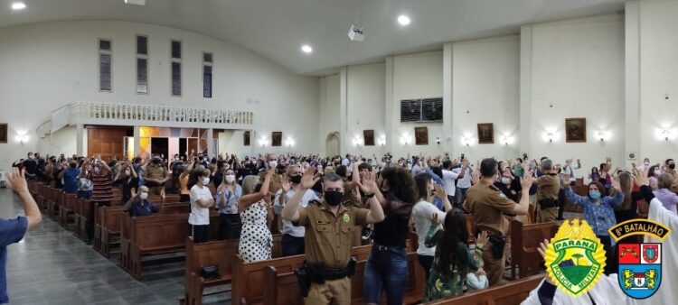 Policiais participam de missa de ação de graças pelos 167 anos da PMPR em Paranavaí