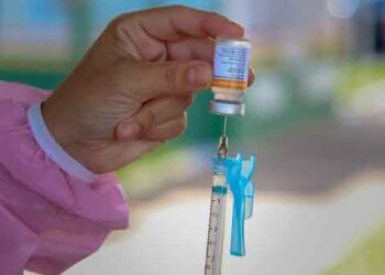 Butantan recebe matéria-prima para 8 milhões de doses de vacina