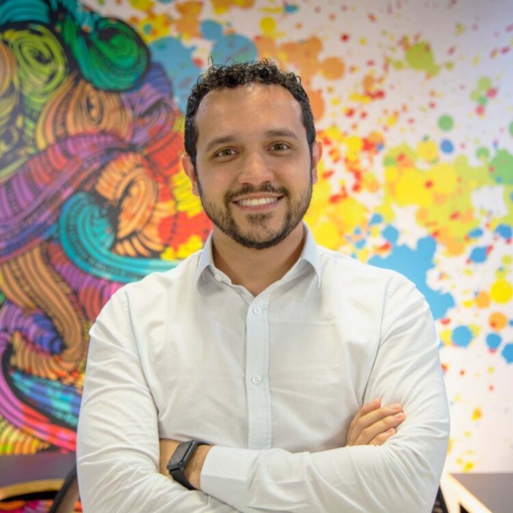 Como empresas podem poupar energia em meio à crise hídrica