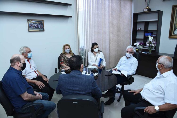 Sociedade civil quer que advogados acompanhem contrato de concessão