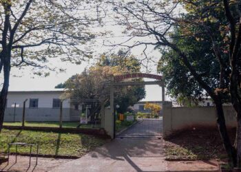 Quatro idosos de asilo de Paranavaí seguem internados após surto de Covid-19