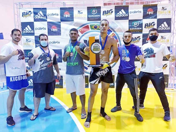 Lutador da equipe Monster Team de Paranavaí conquista Campeonato Brasileiro