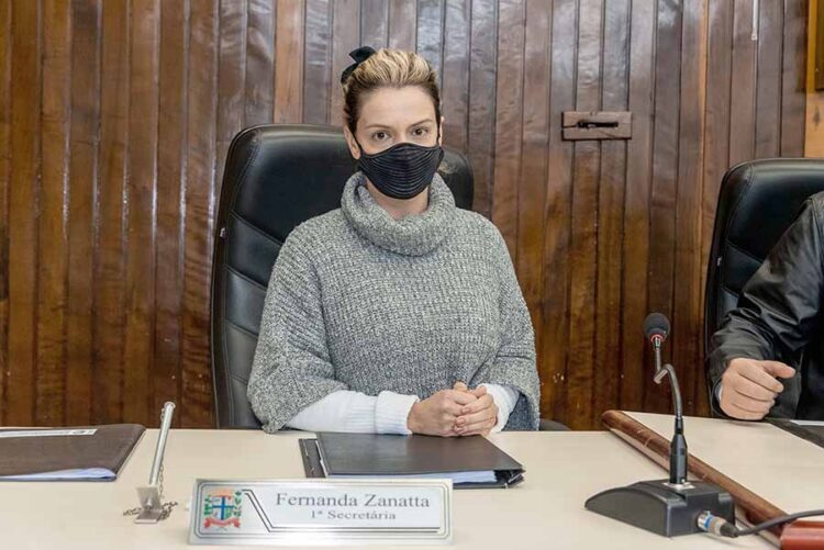 Vereadora lança campanha para arrecadar  absorventes menstruais em Paranavaí