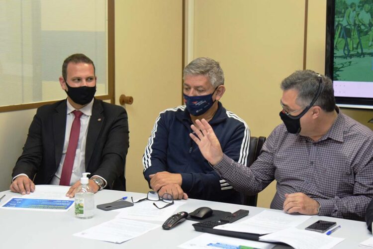 Estado capacita profissionais de Educação Física