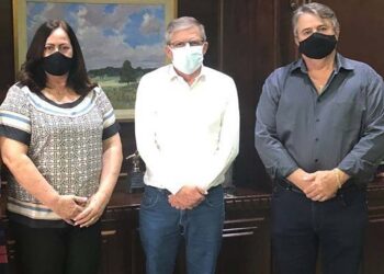 Prefeita e Cohapar anunciam a construção de 50 casas populares