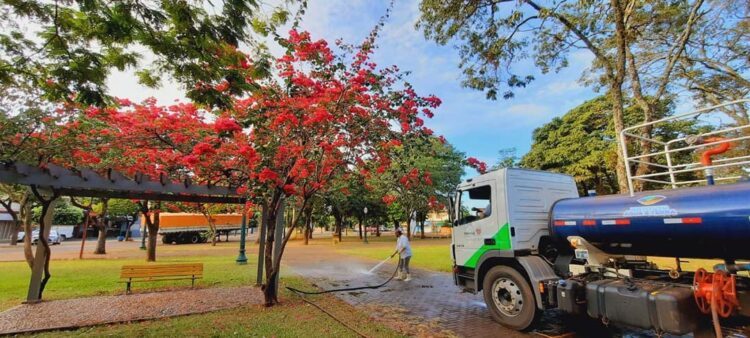 Prefeitura revitaliza Praça Central Prefeita Drª Rose