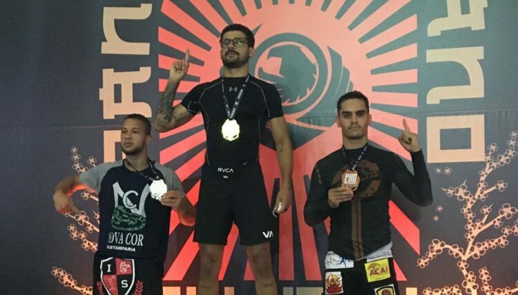 Lutador de Paranavaí conquista terceiro  lugar no Campeonato Panamericano