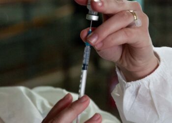 Laudo atesta eficácia de vacinas que estavam  sob suspeita após queda de energia em Paranavaí