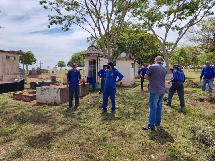 Cemitério está pronto para receber os visitantes