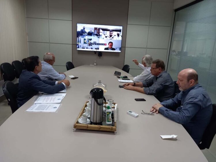 Lideranças comemoram possibilidade de  aumento no número de professores e técnicos