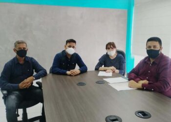 Prefeito Alex Fernandes cumpre agenda em  Paranavaí em prol de incentivos à educação