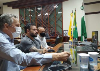 Lideranças participam de reunião com  ministro da Educação sobre a reitoria do IFPR