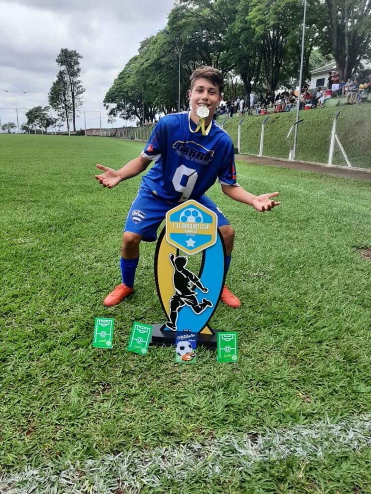 Campeão e artilheiro pelo Nacional de Rolândia, Thiago Michel é destaque na categoria Sub-16