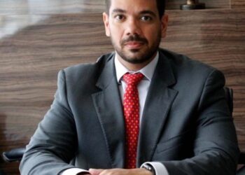 Ministério do Trabalho proíbe demissão  de empregado que optar por não se vacinar