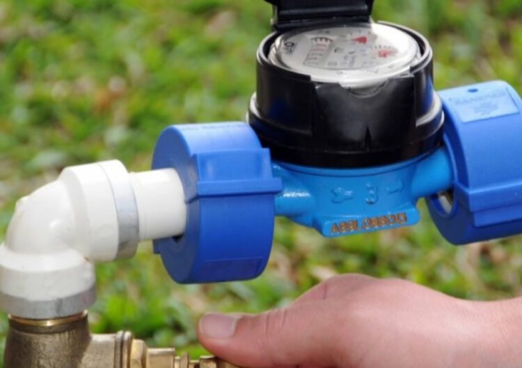 Homem furta registro de água em residência no Jardim Santos Dumont