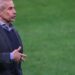 Situação e oposição pedem saída de Sylvinho, mas Corinthians mantém apoio