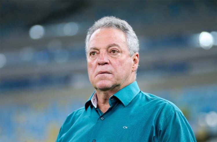 Clube anuncia Abel Braga como novo técnico