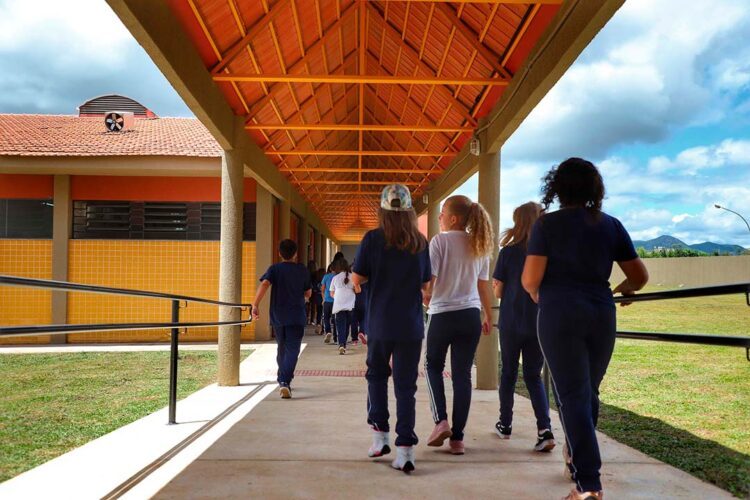 Subcomissão da Educação na Pandemia apresenta relatório com 40 recomendações para órgãos públicos