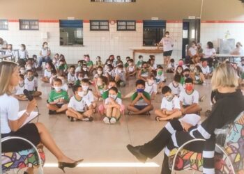 Investindo no Programa Saúde na Escola