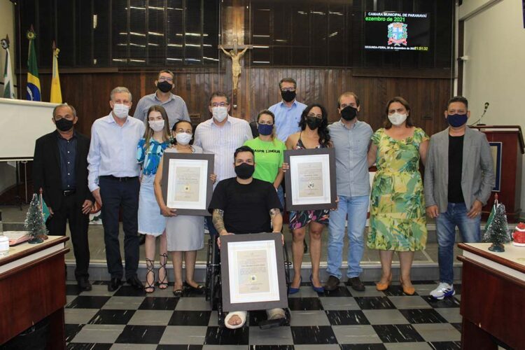 Medalha do Trabalho é concedida para  Zenaide Elias, Andréia Vilar e Delegado KIQ