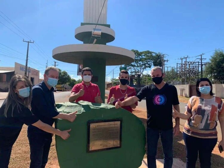 Realizado o descerramento da placa comemorativa em Querência do Norte