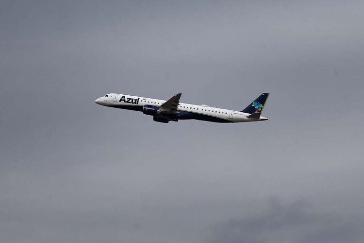 Companhia aérea inicia venda de passagens  de dez novos destinos no Paraná