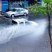Pancada de chuva causa alagamento na Avenida Paraná