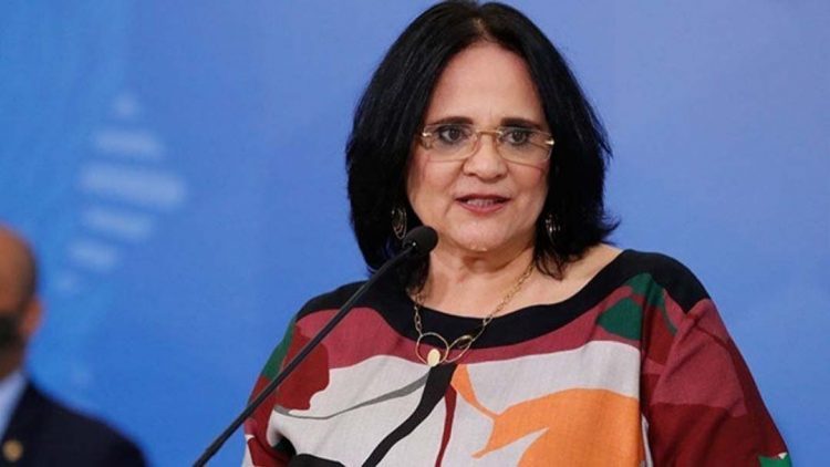 Após visita de Queiroga e Damares, Saúde diz que vacina não deu reação em criança