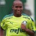 Fifa cita craques históricos do Palmeiras ao exaltar golaço de Endrick