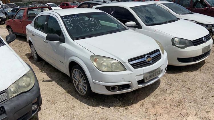 Prefeitura de Querência do Norte realizará leilão de veículos