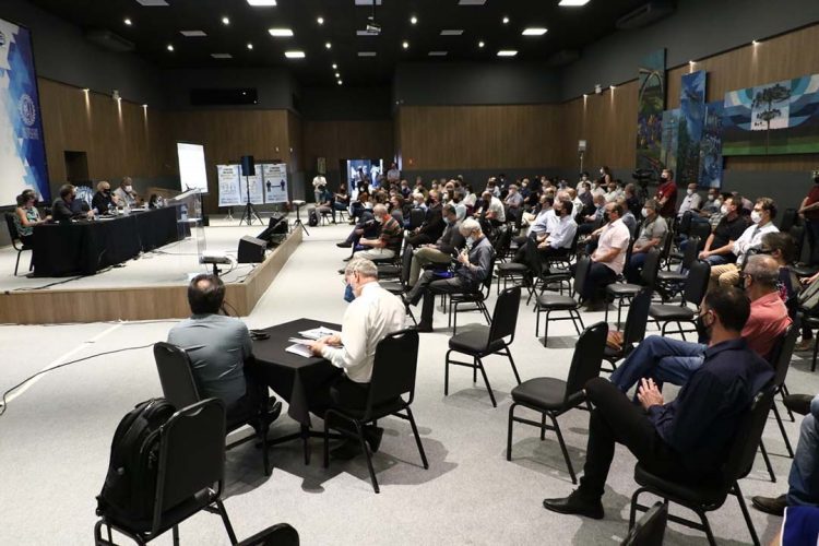 Crea-PR apresenta novos conselheiros em cerimônia de renovação