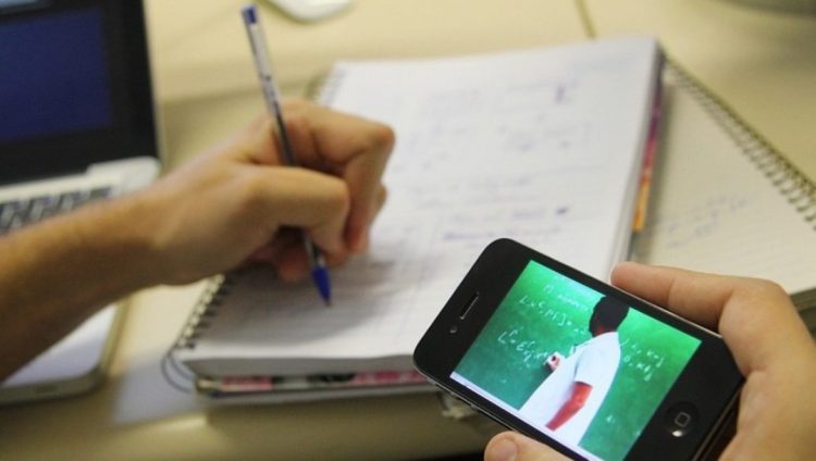 Quatro em cada 10 brasileiros veem perdas irrecuperáveis na educação, diz estudo