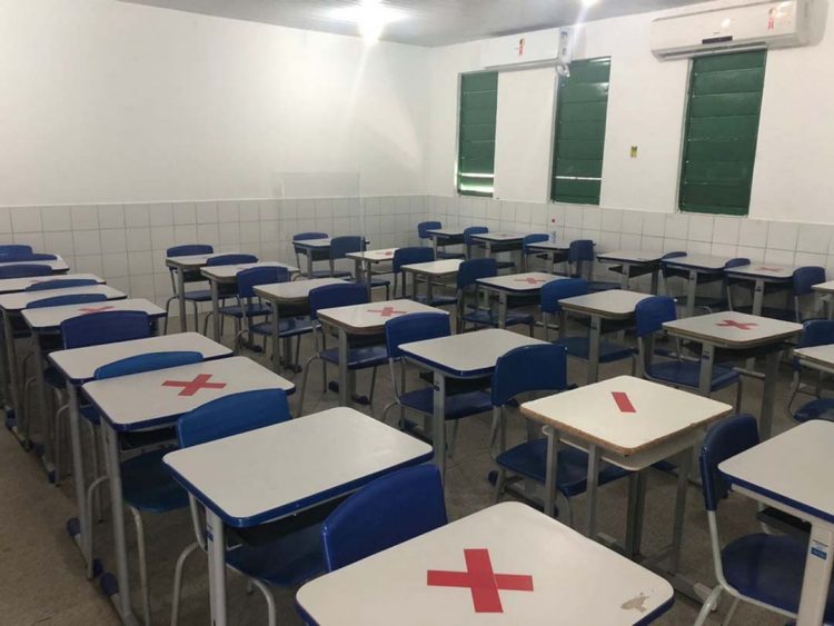 Entenda por que algumas escolas não vão exigir comprovante de vacinação contra Covid